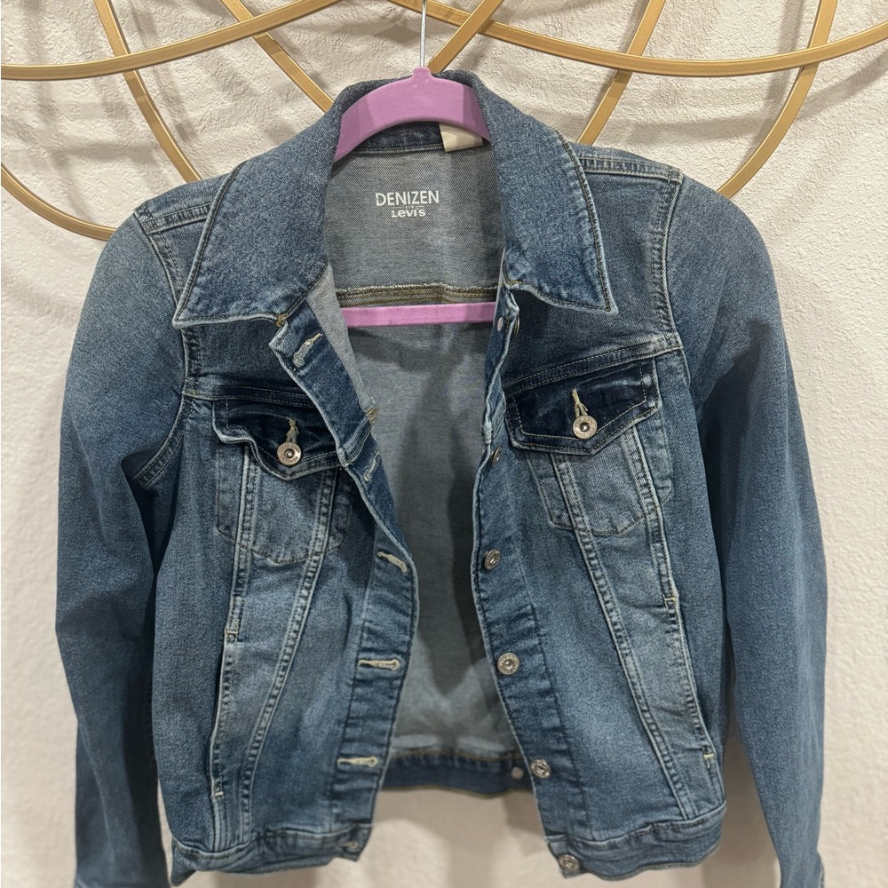 Levi small denim jacket